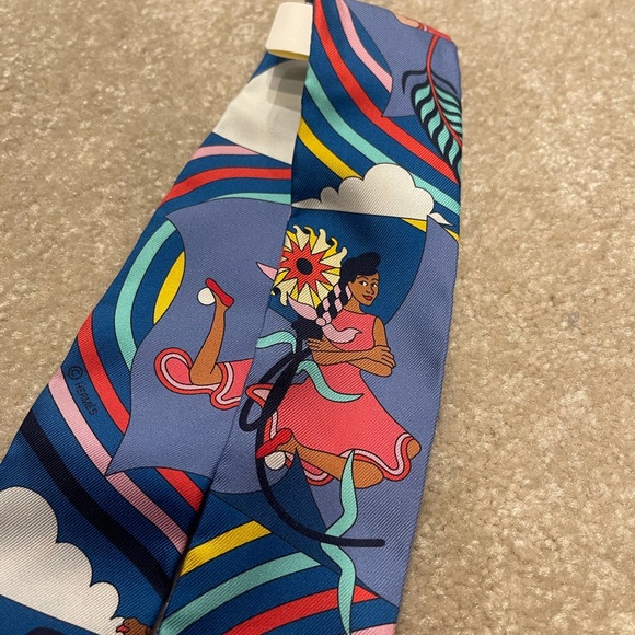 * Sold * 100% Authentic Brand New with tag Hermes Twilly - “Carres Volant” NWT - Picture 7 of 9